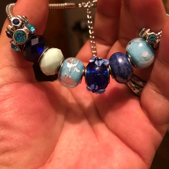 🦋Beaded Rhines&Charm bracelet s-xl Adj🦋 - Picture 3 of 5